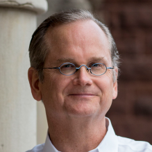 photo of Lawrence Lessig. 