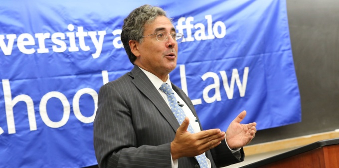 The Federalist Society hosted a visit by U.S. Solicitor General Noel Francisco. 