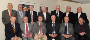 photo of alumni grouped together. 