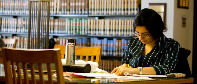 Law studens in O'Brian Hall. 