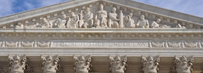 exterior of US Supreme Court building. 